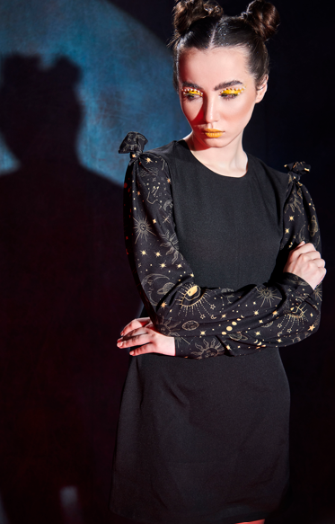 Printed knotted Sleeve Dress