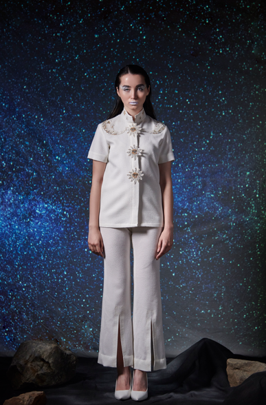 Embroidery buttoned Shirt with bell bottom front slit pants