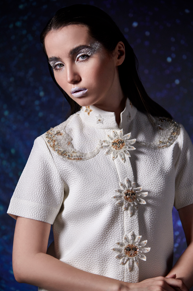 Embroidery buttoned Shirt with bell bottom front slit pants