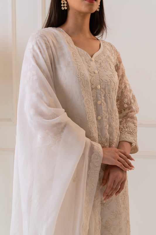 Shabnam - Ivory Aari Kurta Set