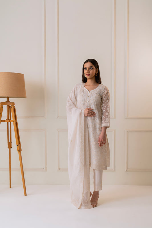 Shabnam - Ivory Aari Kurta Set