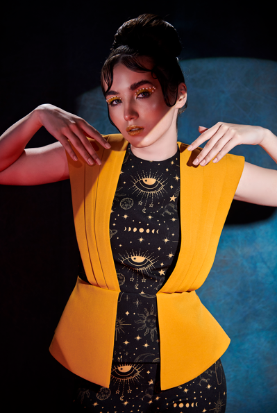 Layered detailing Printed Top with Pants