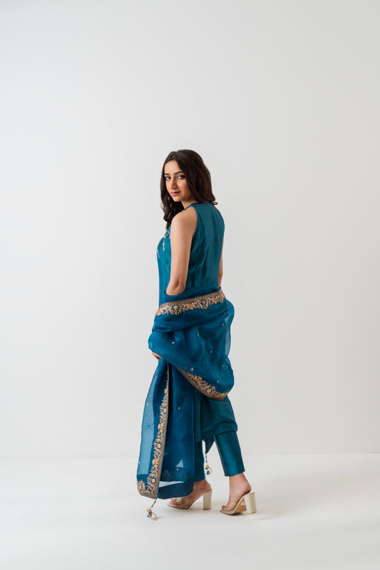Neel Pari - Teal Blue Halter Set